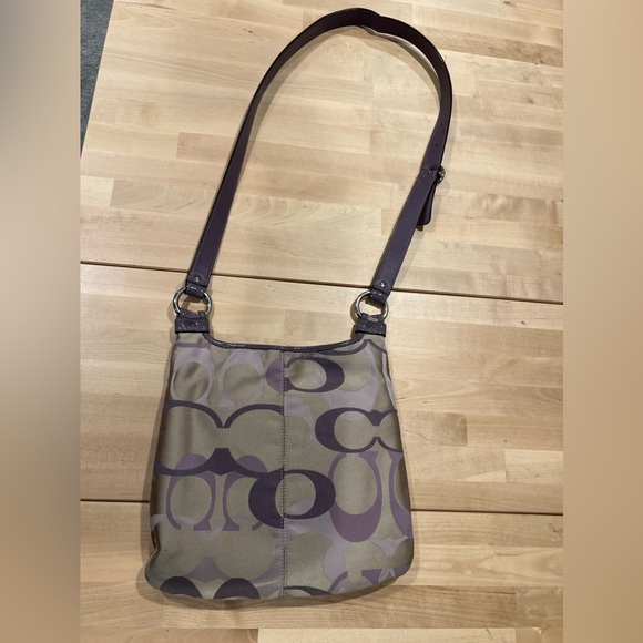 Coach medium sized crossbody purse purple great used condition. - Picture 2 of 5